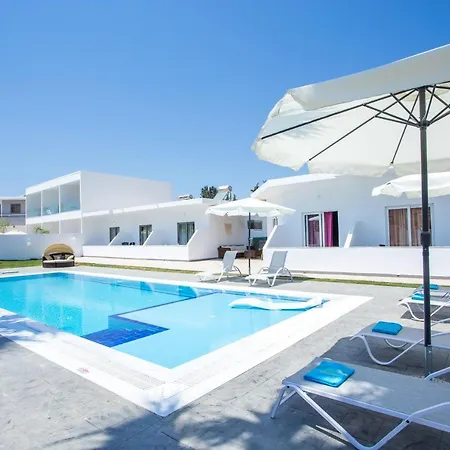 Rosie's 1 Faliraki
